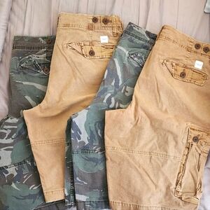 American Eagle Outfitters Cargo Shorts